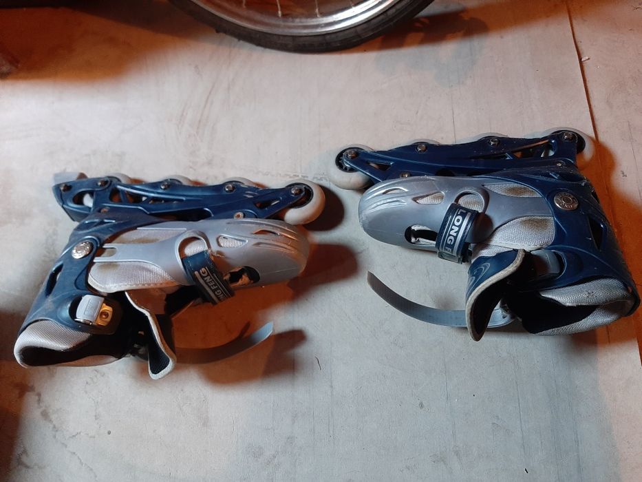 Продавам ролкови кънки