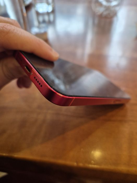 IPhone 13 red 128gb
