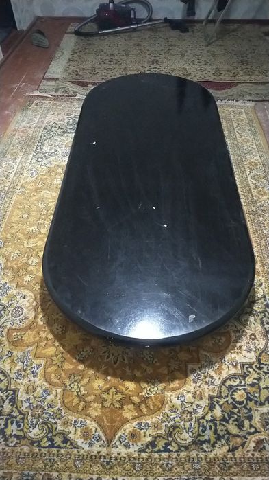 Stul sotiladi yaxshi holatda Srochno Mebel uy uchun