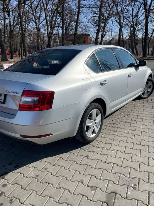 Skoda Octavia 1.6D impecabilă