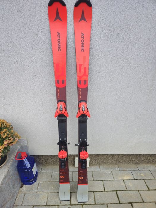 Vand skiuri Atomic S9 FIS 145cm