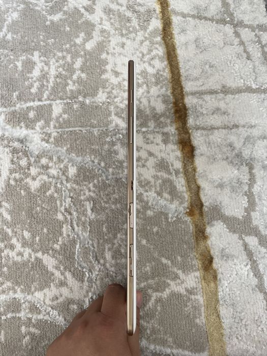 Планшет Samsung Tab S-8.4