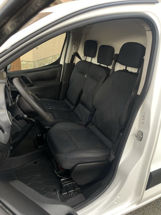 Peugeot Partner 1.6 HDI ХЛАДИЛЕН макси база