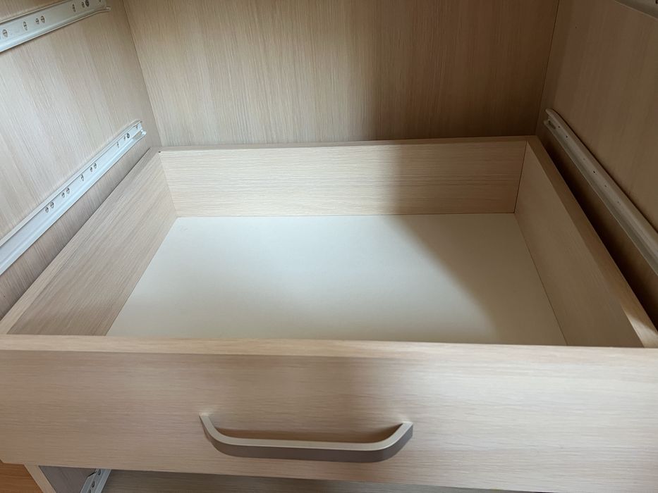 Стол комод 110см*55см*77см