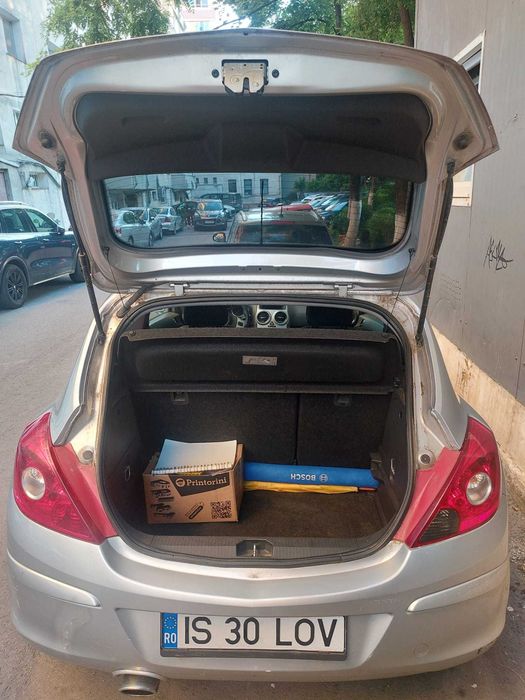 Opel Corsa D 1.2 benzină | 2007 | 180.000 km | ITP 09.2026