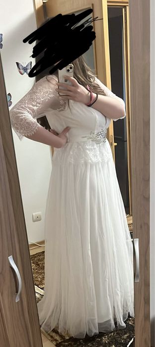 Vand rochie de mireasa la super pret