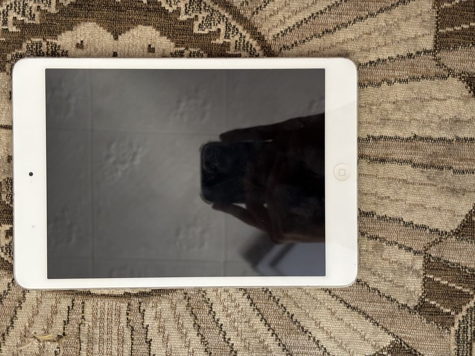 iPad mini первого поколения