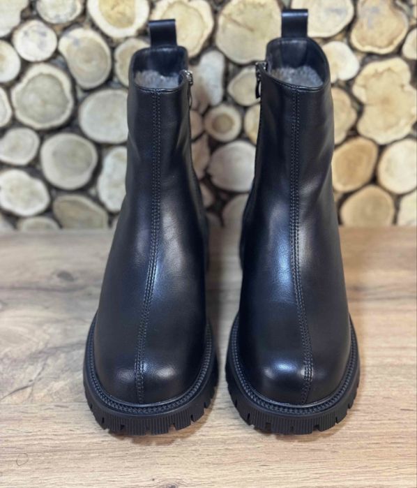 Продам женские полусапожки