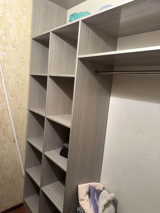 шкафчик для гардеробной