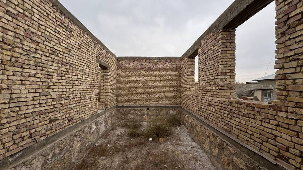 Продам участок, недостроенный, новый