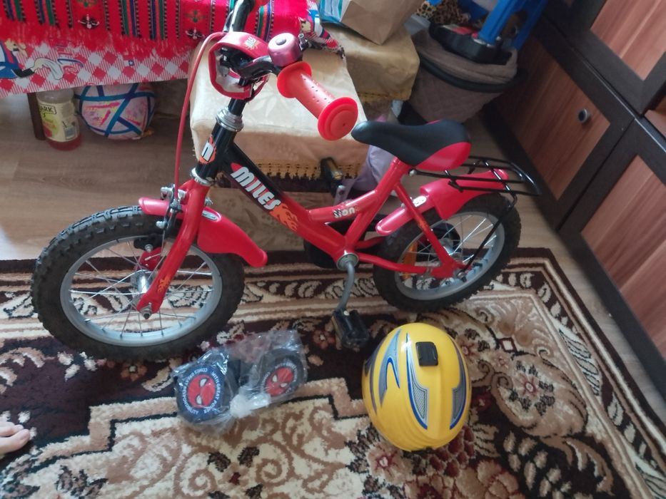 De vânzare bicicleta noua