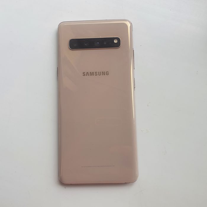 Samsung s 10 5 G  Holati ideal