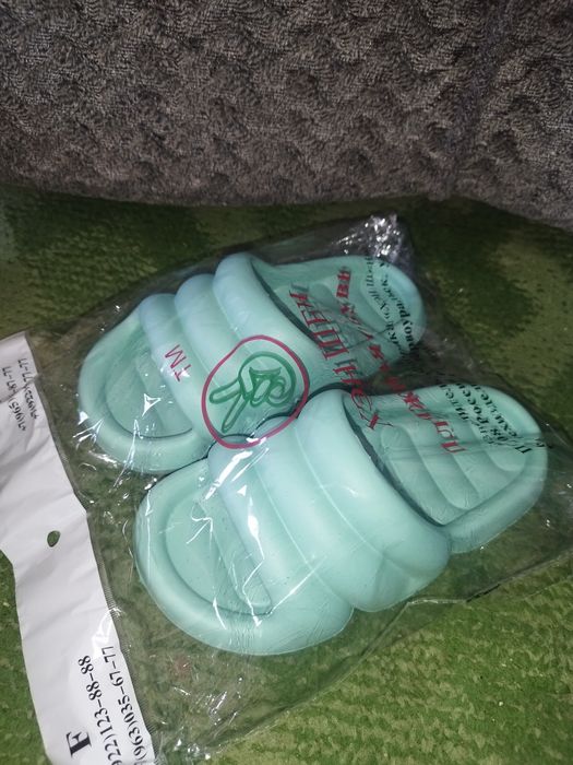 Шлепки детские..