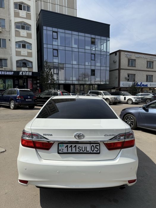 Toyota camry 55 2015