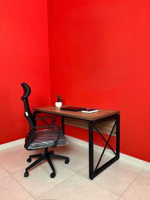 Loft stol, parta ofis uchun hamma mebellar