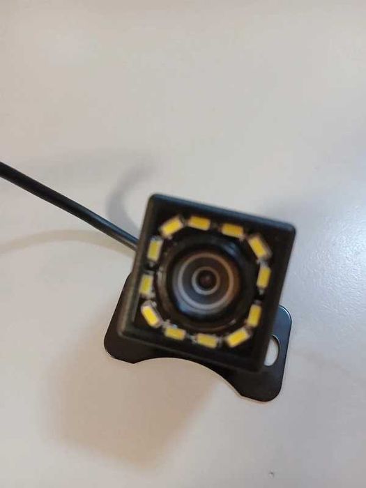 Camera video mansarier / camera de mers cu spatele
