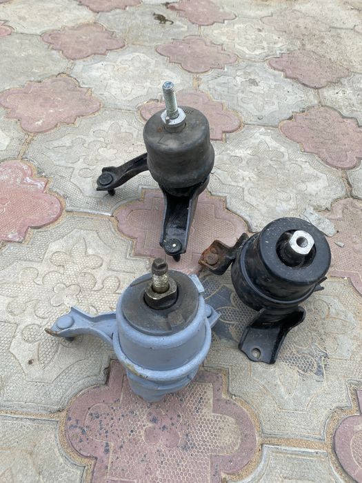 Подушки двигателя камри 30