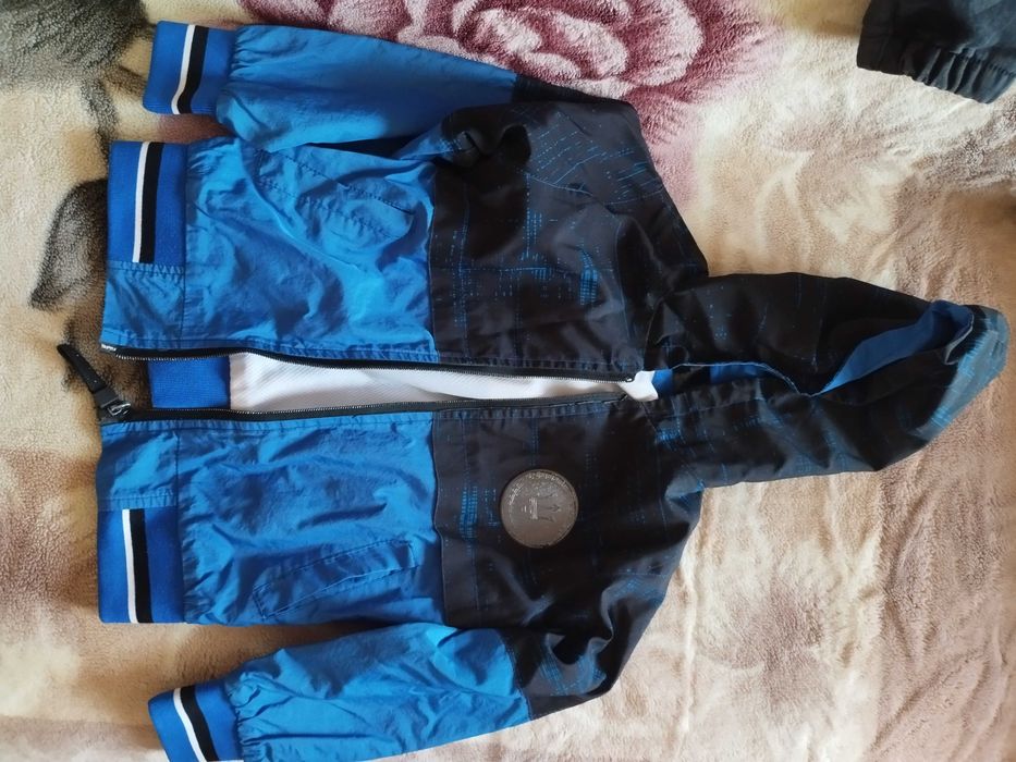 Продаются вещи на возраст 5-6 лет