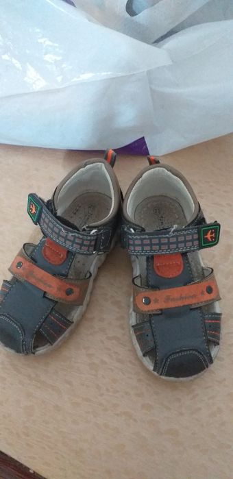 Сандали легкие 23-25 р