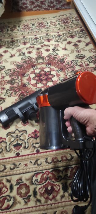 Вертикальный Ручной Пылесос Проводной .