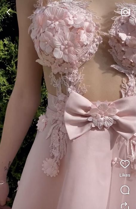 Рокля xs къса розова