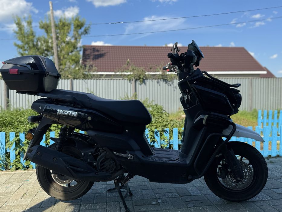 Продам скутер Танк