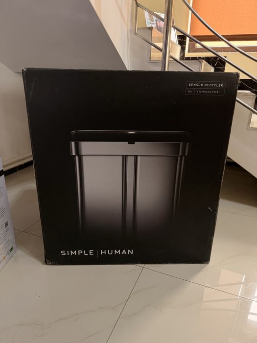 Cos de gunoi inteligent