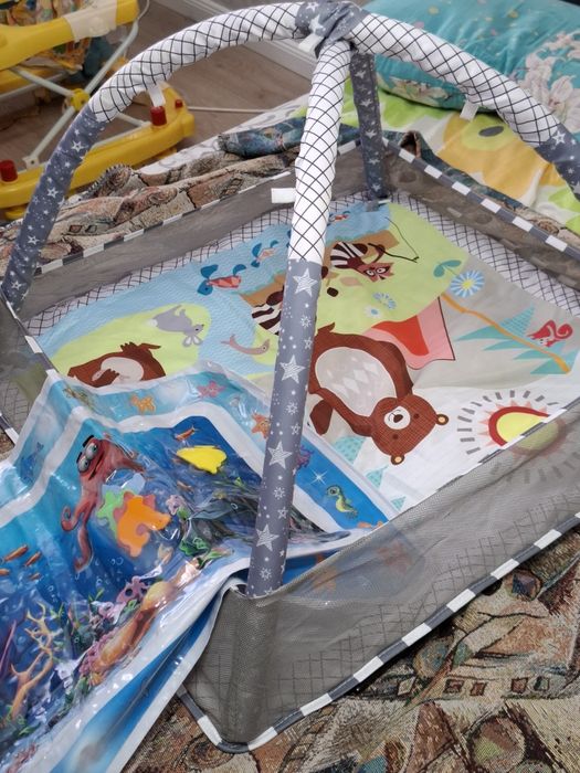 Игровой коврик и акваковрик