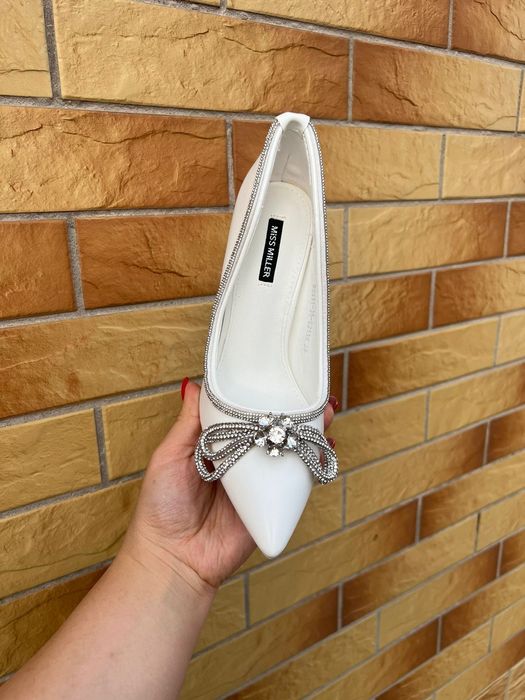 Женские туфли на каблучке