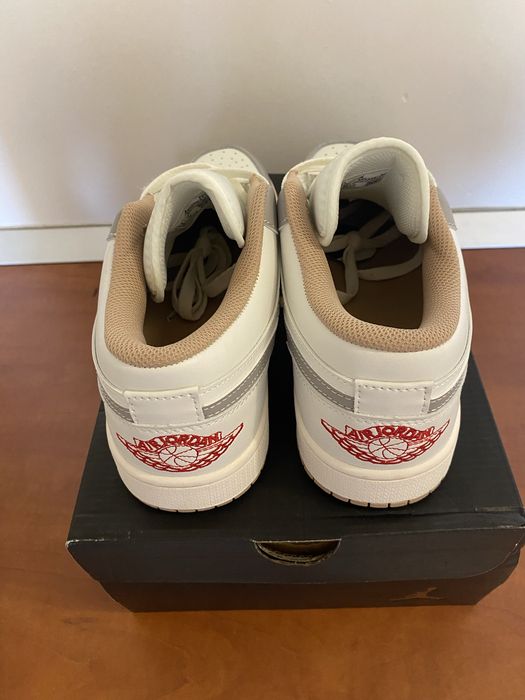 Jordan 1 Low marime 42