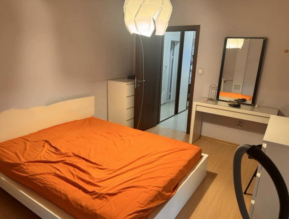 Дава се под наем Тристаен апартамент в София, Гоце Делчев - 110 кв.м за 1120.98 € - Снимка #4