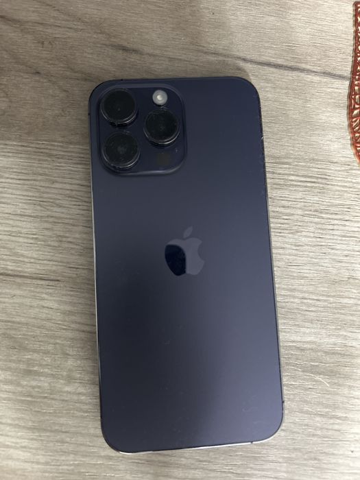 Продам iphone 14 про макс 256