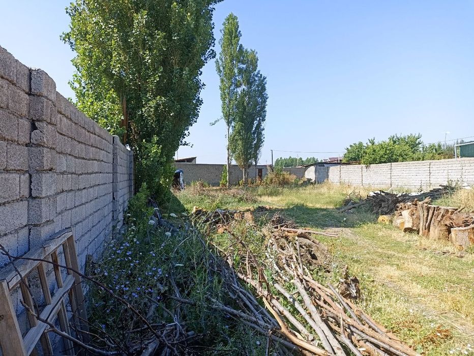 Срочно Продается Земельный участок с Времянкой