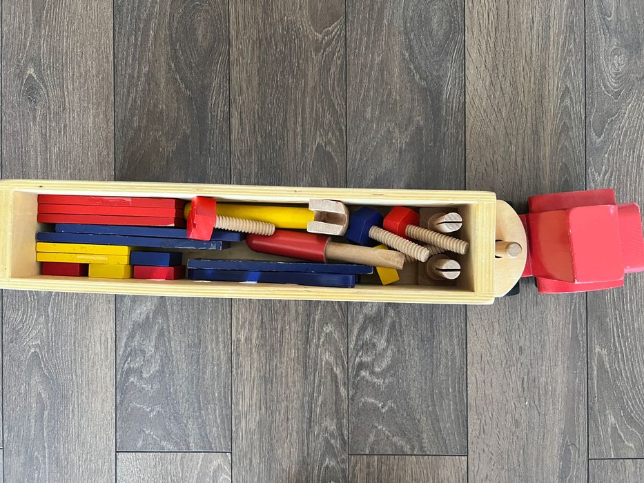 Дървено камионче