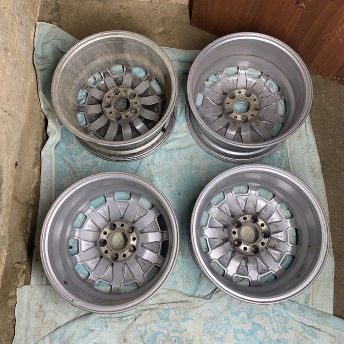 R16 диски в идеальном состаяний