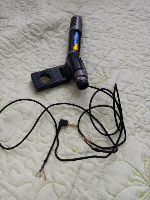 Microfon Sony ECM-MS907 are cablu tăiat