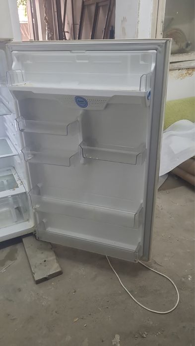 Холодильник LG в рабочем состояний