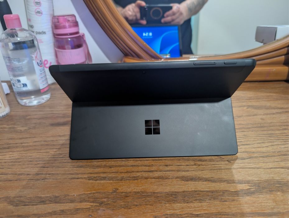 Microsoft surface Go 3 că noua.