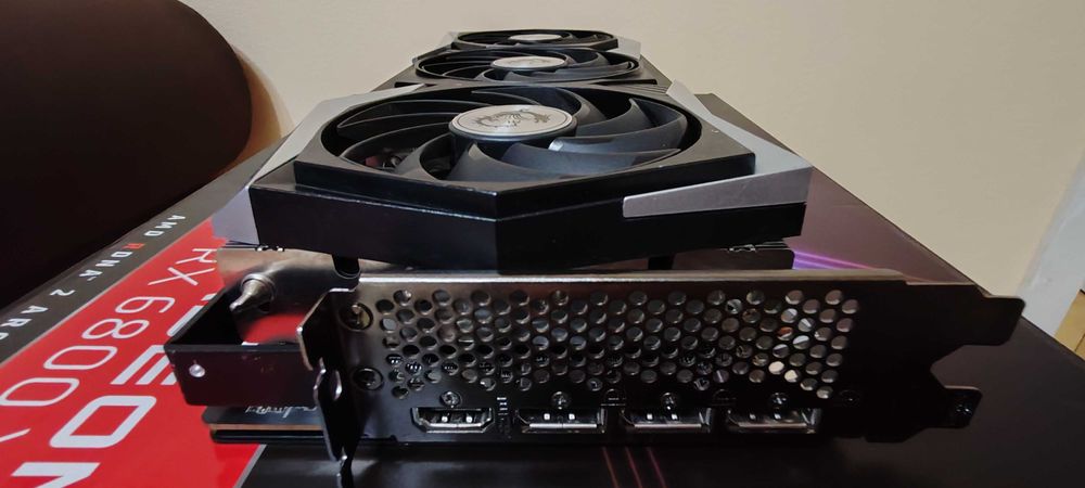 Placa video MSI Radeon™ RX 6800 XT GAMING Z TRIO, 16GB GDDR6, 256-bit