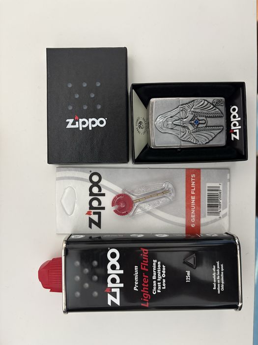 Bricheta zippo editie limitata + consumabile