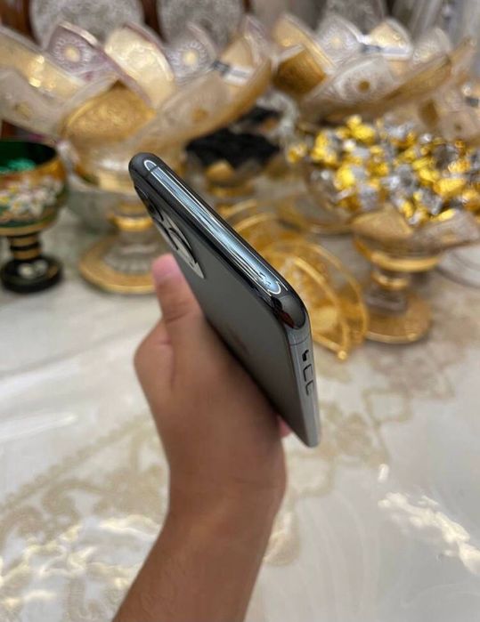 iPhone11pro 64gb 74% karpka bor