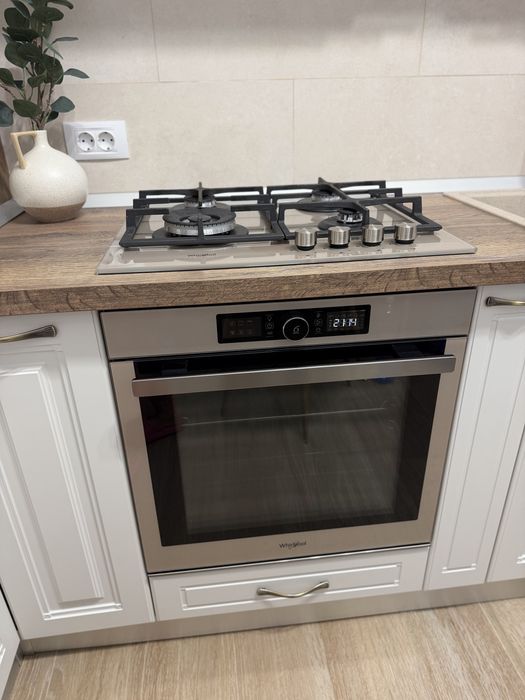 Set Whirlpool – cuptor electric și plită pe gaz