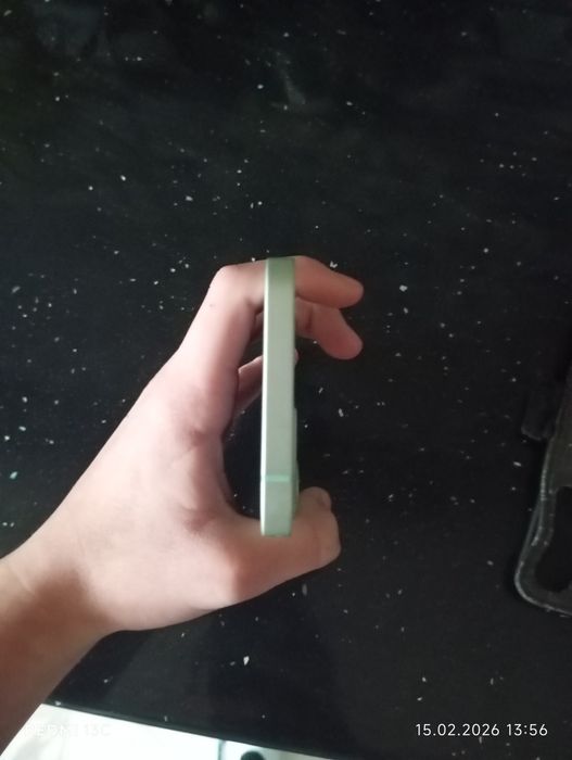 iPhone 12 nou în cutie