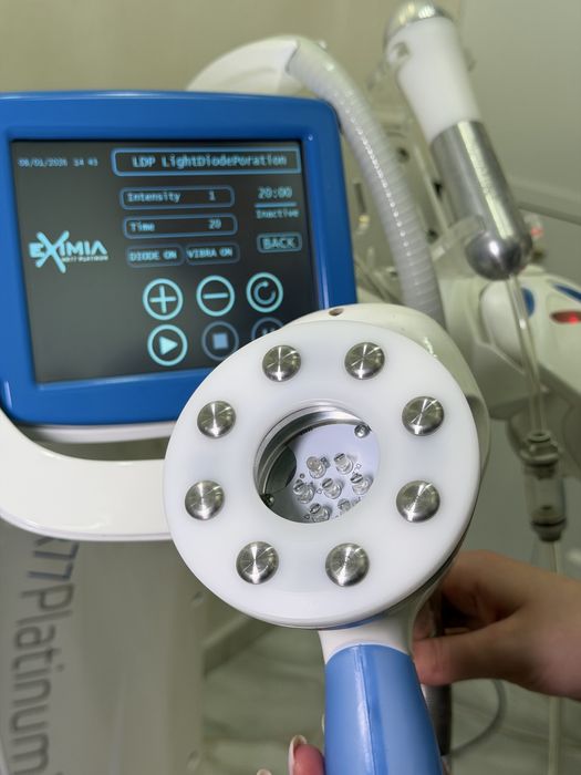 Aparat Eximia HR 77 - Platinum Anniversary