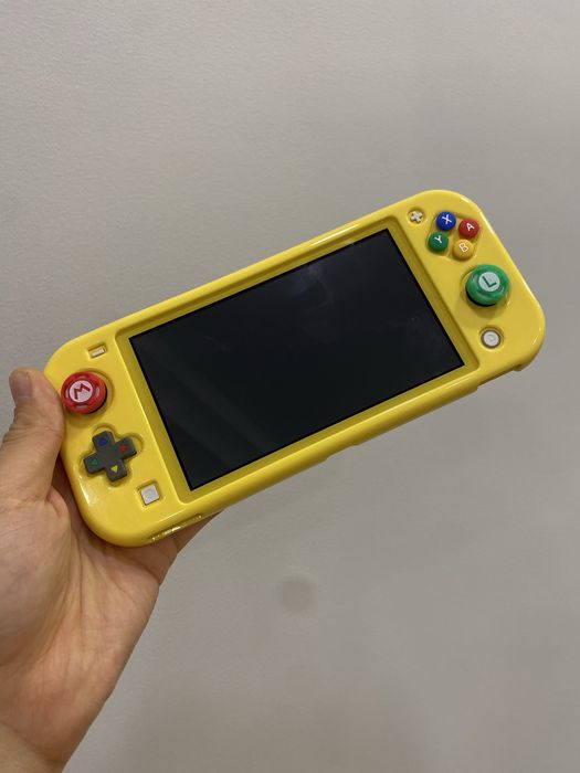 Прошитый Switch Lite
