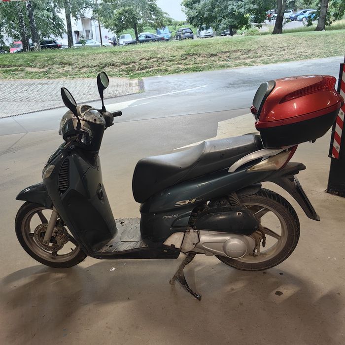 Honda sh 150i скутер