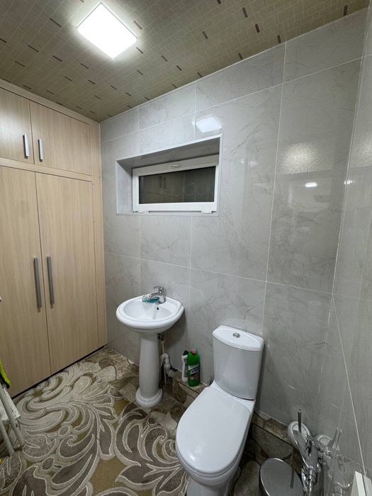 Сдаеться своя 4 комнатная квартира госпитальный рынок