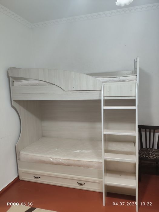 Продается двухъярусная кровать