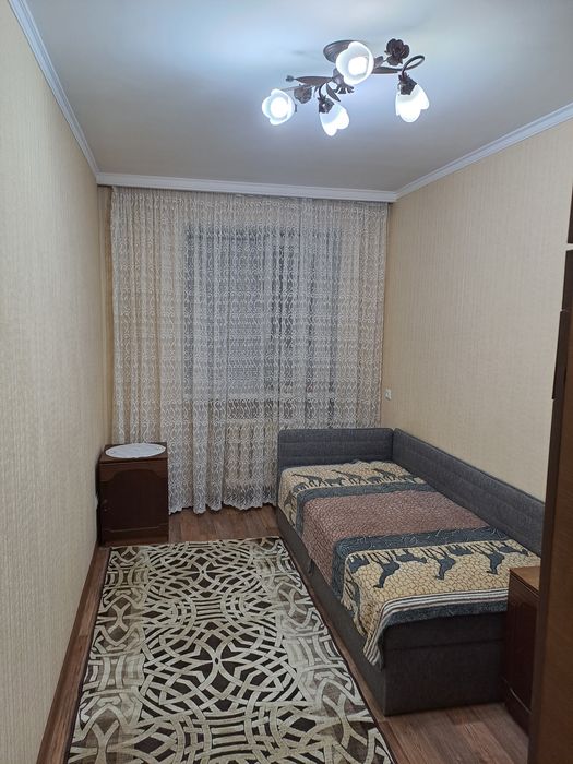 продам 3 к.кв. иманова 34