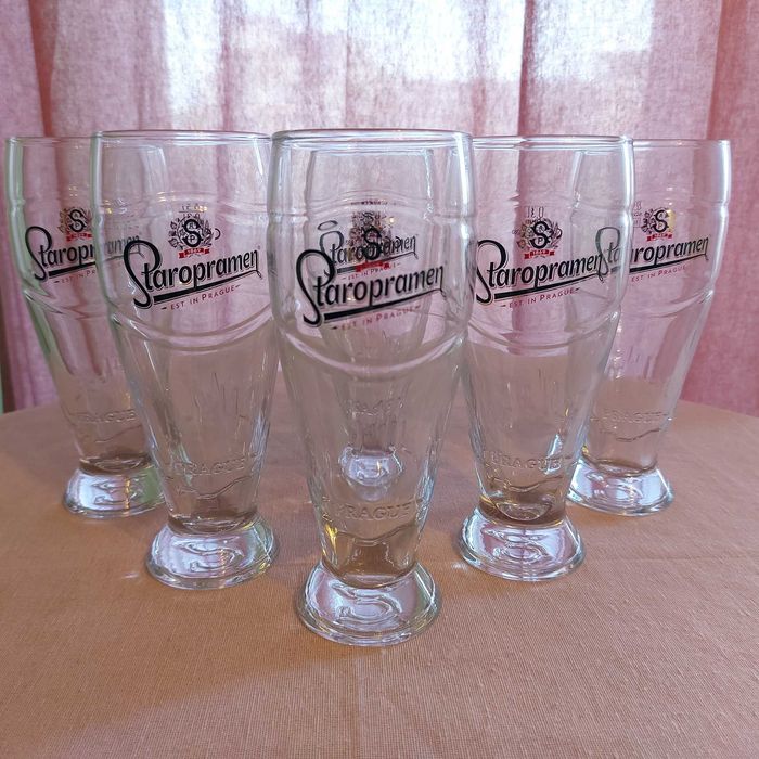 Чаши за бира 0.330 l / 0.500l НОВИ!по шест броя в кутия 20лв!